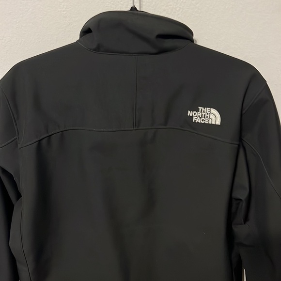 The North Face Coat - Picture 9 of 16